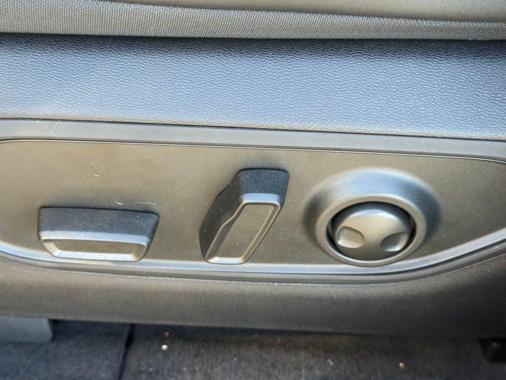 new 2025 Jeep Wagoneer S car, priced at $53,261