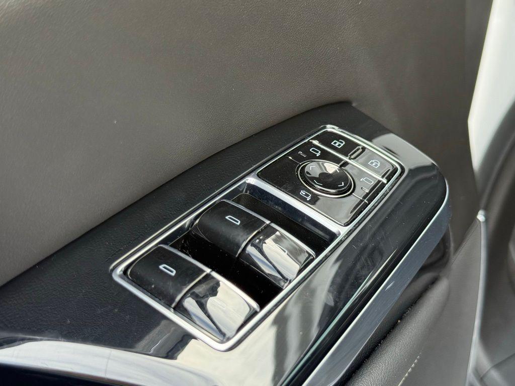 used 2025 Cadillac Escalade ESV car, priced at $101,066