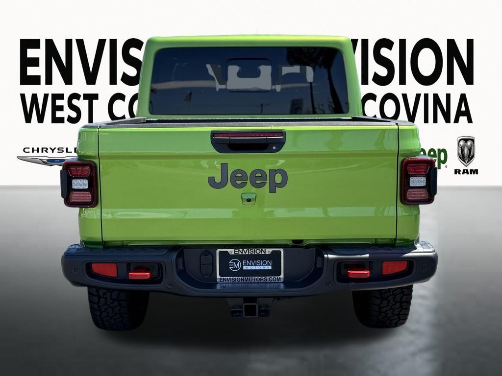 new 2025 Jeep Gladiator car, priced at $52,865