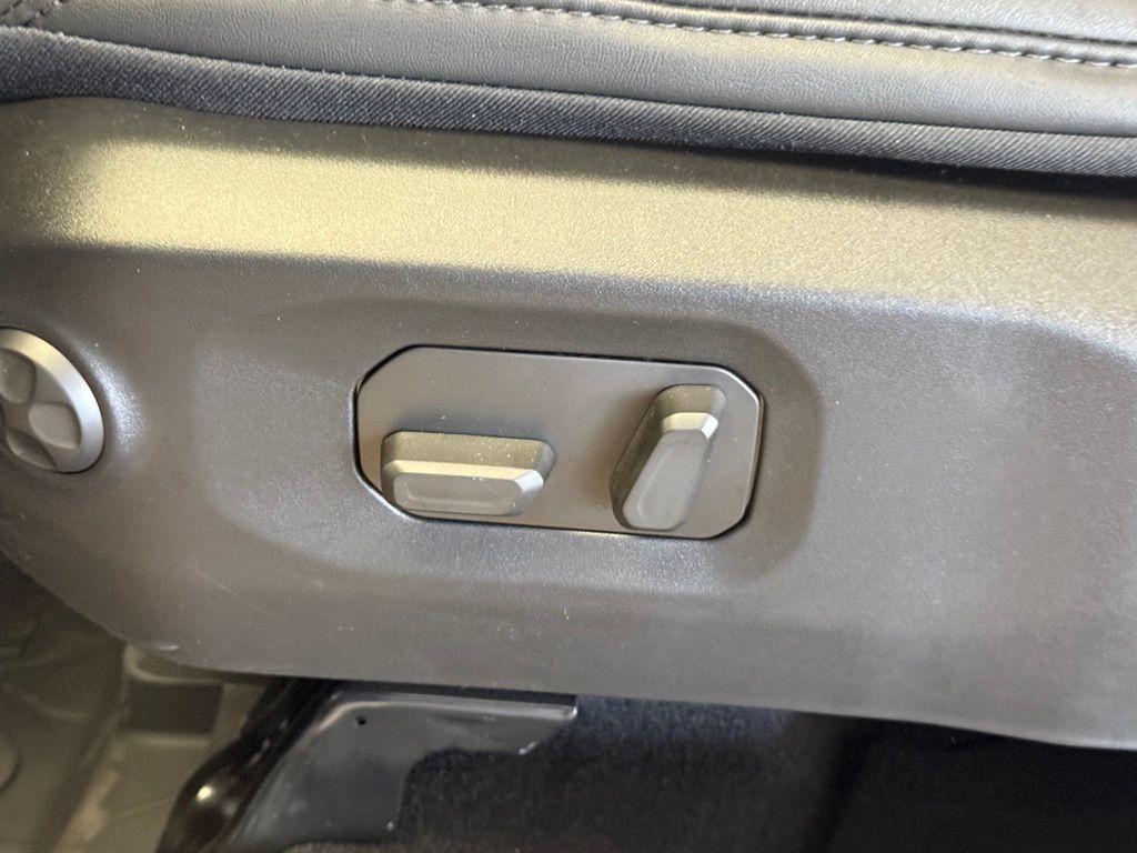 new 2025 Jeep Wrangler car, priced at $95,922