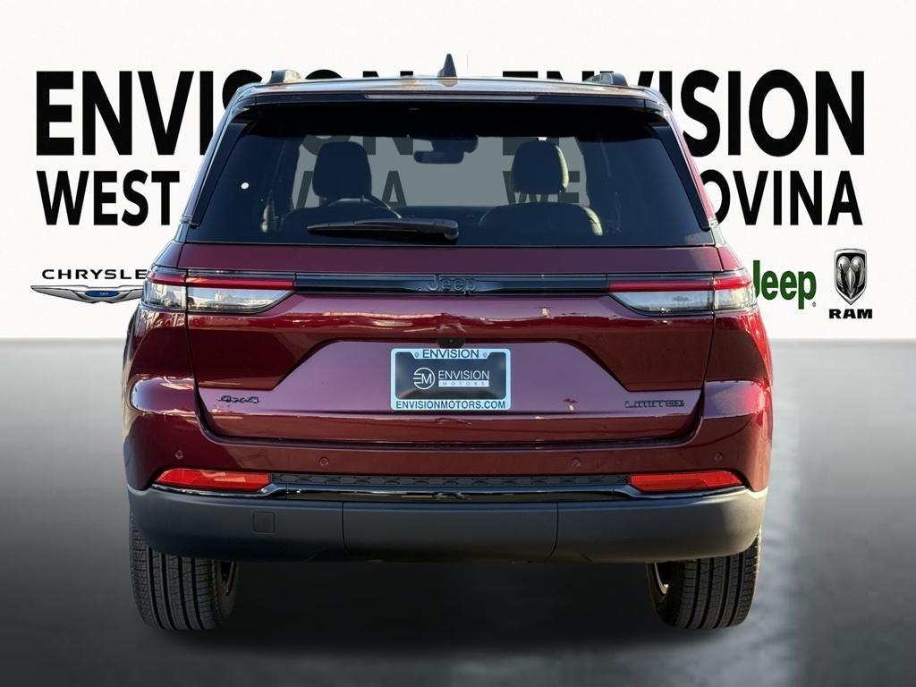 new 2025 Jeep Grand Cherokee car, priced at $45,876