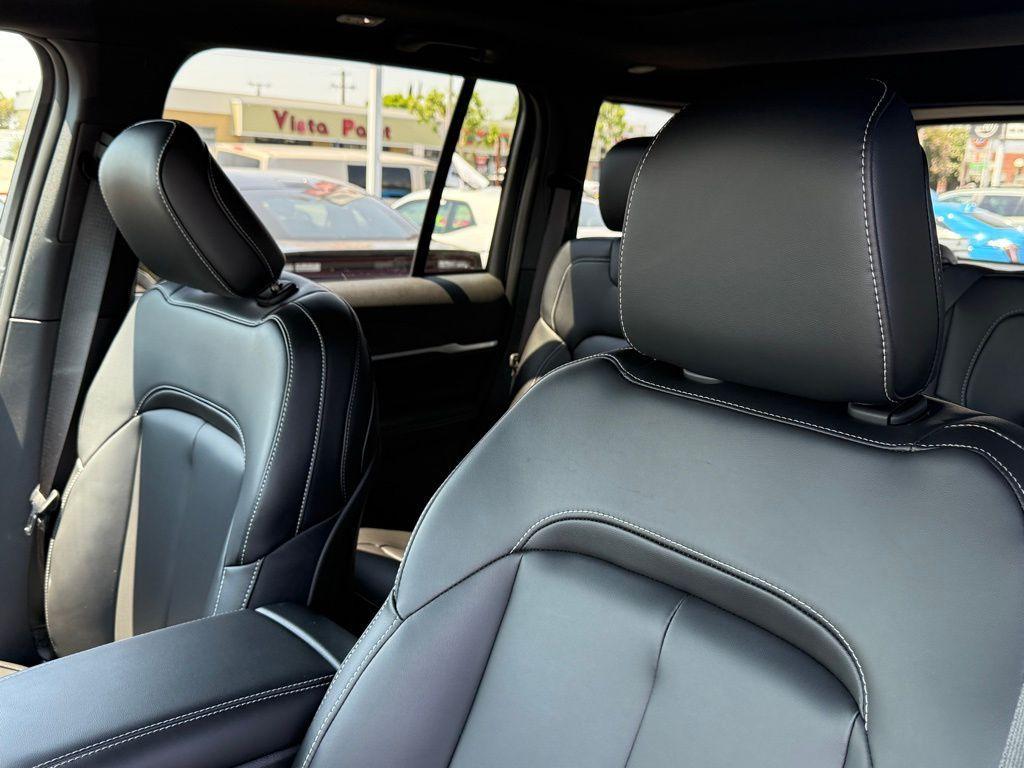 new 2025 Jeep Grand Cherokee car, priced at $42,712