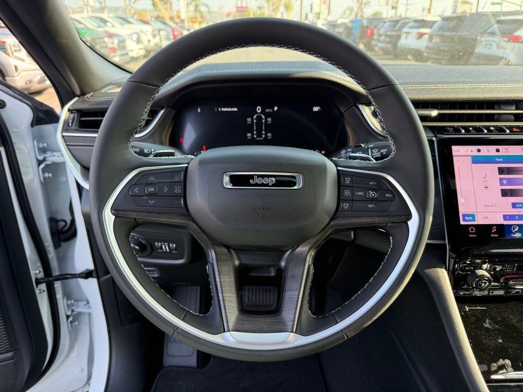 new 2025 Jeep Grand Cherokee L car, priced at $41,016