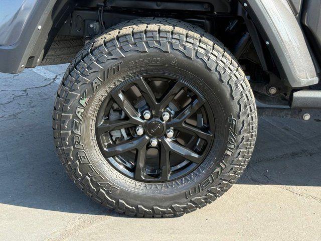 used 2022 Jeep Gladiator car, priced at $25,242