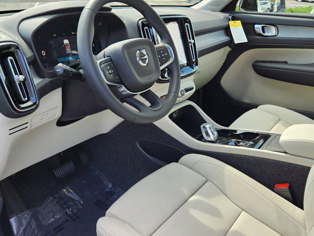 new 2025 Volvo XC40 car, priced at $45,835