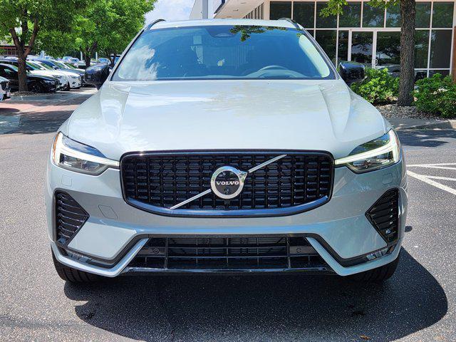 new 2025 Volvo XC60 car, priced at $60,460