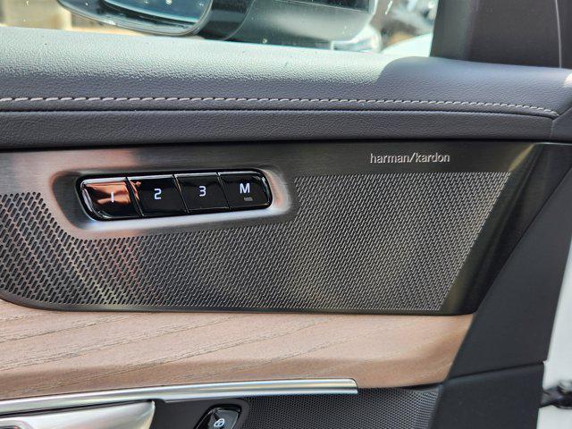 new 2026 Volvo XC90 car, priced at $70,855