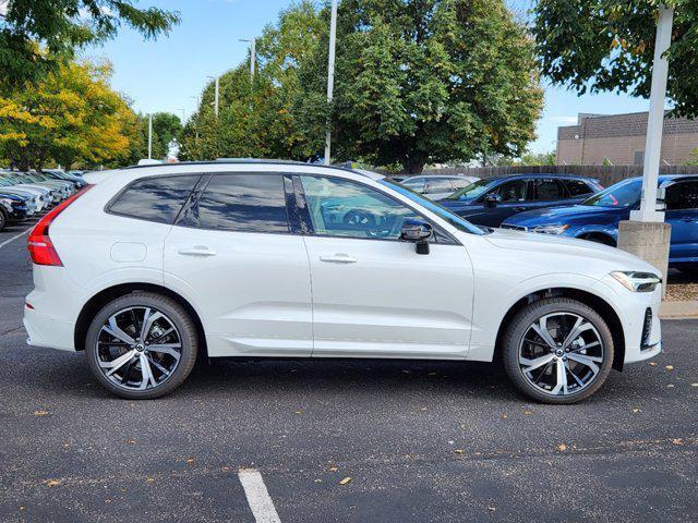 new 2025 Volvo XC60 car, priced at $59,825