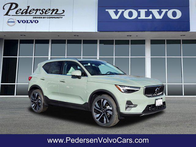 new 2025 Volvo XC40 car, priced at $50,015