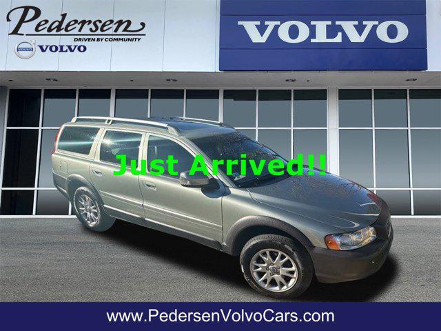 used 2007 Volvo XC70 car, priced at $7,689