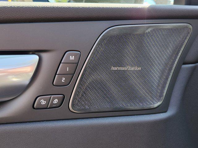 new 2026 Volvo XC60 car, priced at $59,400