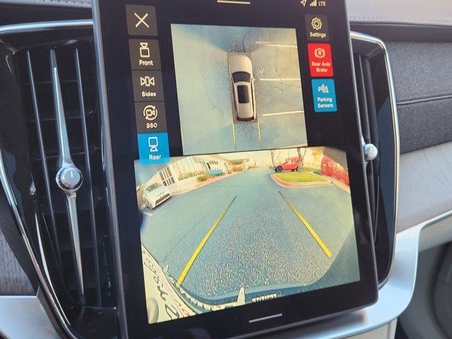 new 2026 Volvo XC90 car, priced at $75,730