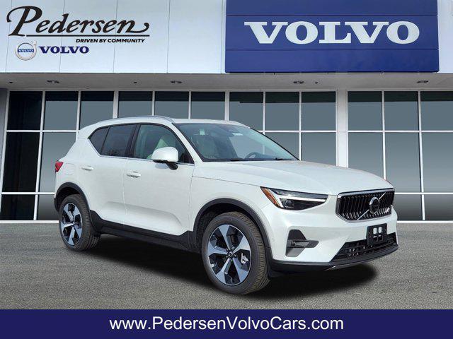 new 2025 Volvo XC40 car, priced at $47,505