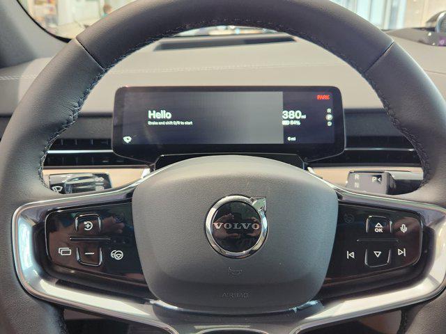 new 2025 Volvo EX90 car, priced at $82,140