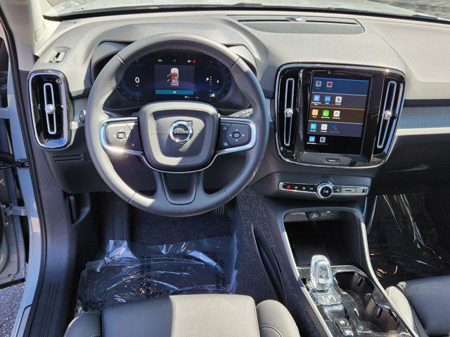 new 2025 Volvo XC40 car, priced at $48,475