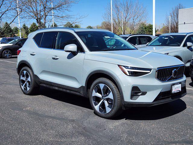 new 2025 Volvo XC40 car, priced at $48,475