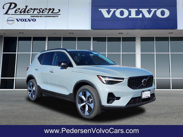 new 2025 Volvo XC40 car, priced at $47,505