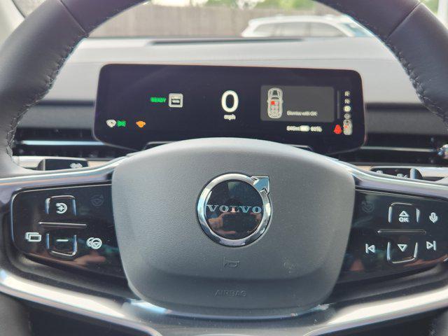 new 2025 Volvo EX90 car, priced at $77,285