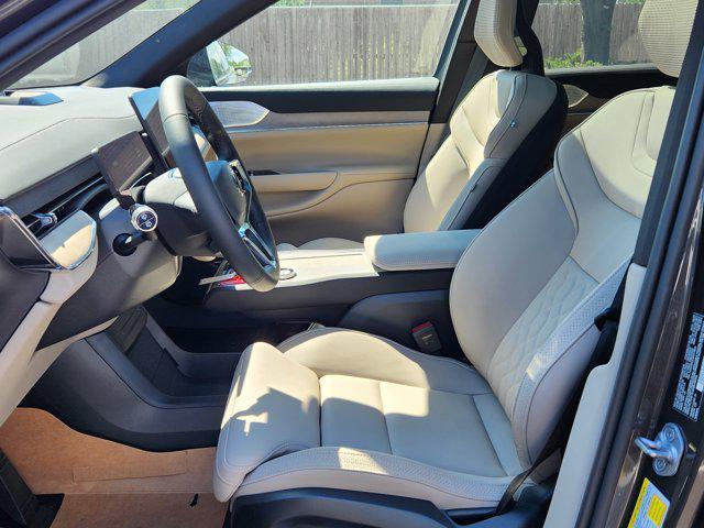 new 2025 Volvo EX90 car, priced at $83,640