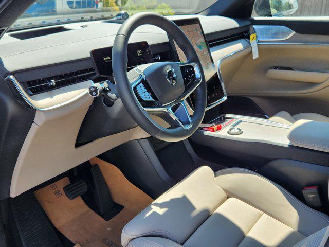 new 2025 Volvo EX90 car, priced at $83,640