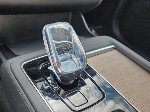 new 2026 Volvo XC90 Plug-In Hybrid car, priced at $76,625