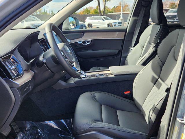 new 2026 Volvo XC90 Plug-In Hybrid car, priced at $76,625