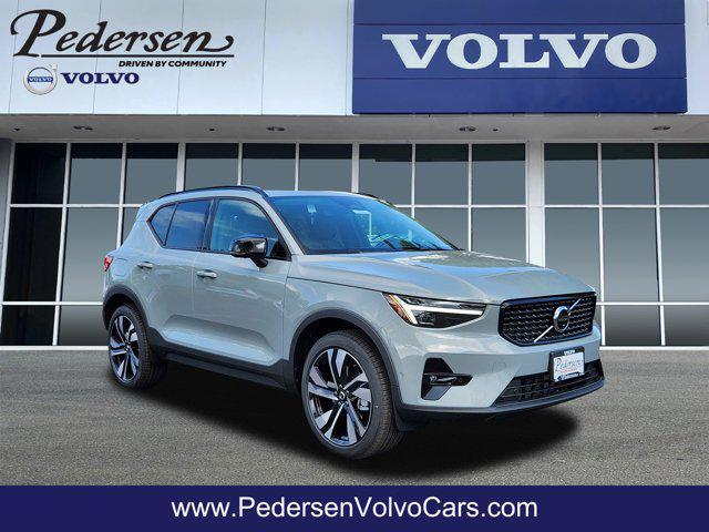 new 2025 Volvo XC40 car, priced at $48,810