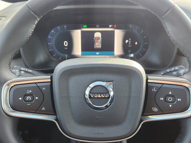 new 2025 Volvo XC40 car, priced at $40,515