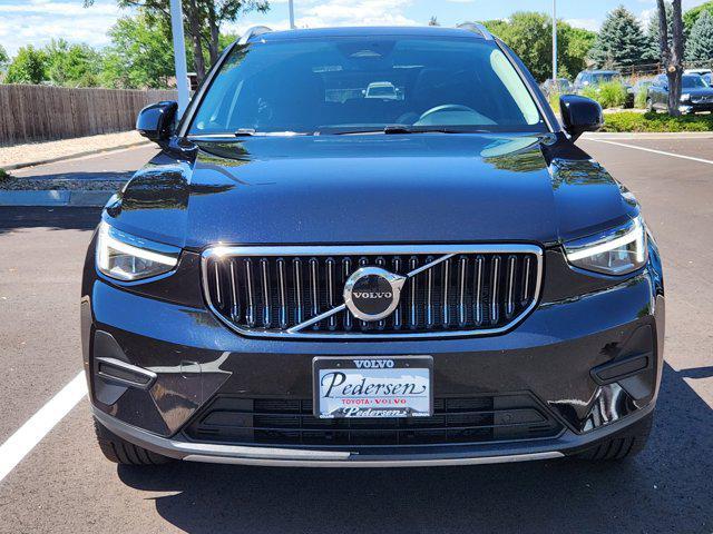 new 2025 Volvo XC40 car, priced at $40,015