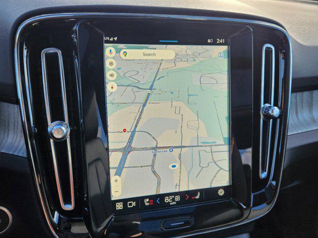 new 2025 Volvo XC40 car, priced at $40,515