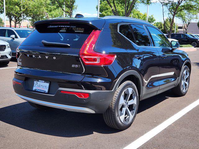 new 2025 Volvo XC40 car, priced at $40,015