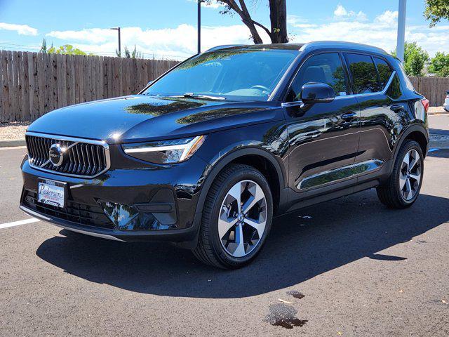 new 2025 Volvo XC40 car, priced at $40,015