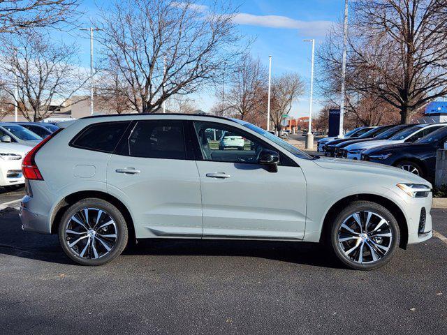 new 2025 Volvo XC60 car, priced at $54,915