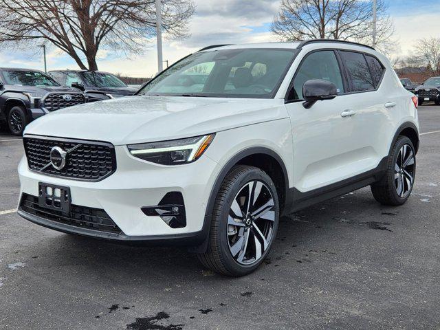 new 2024 Volvo XC40 car, priced at $46,600