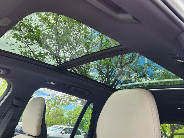 new 2025 Volvo XC90 car, priced at $69,155