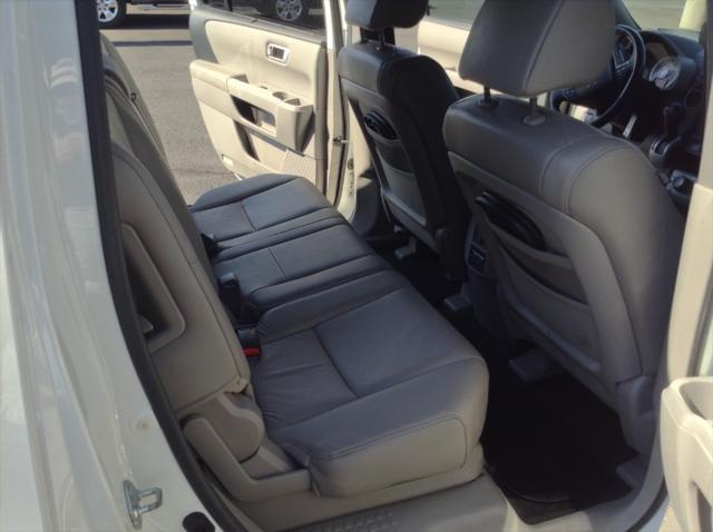 used 2011 Honda Pilot car, priced at $7,988