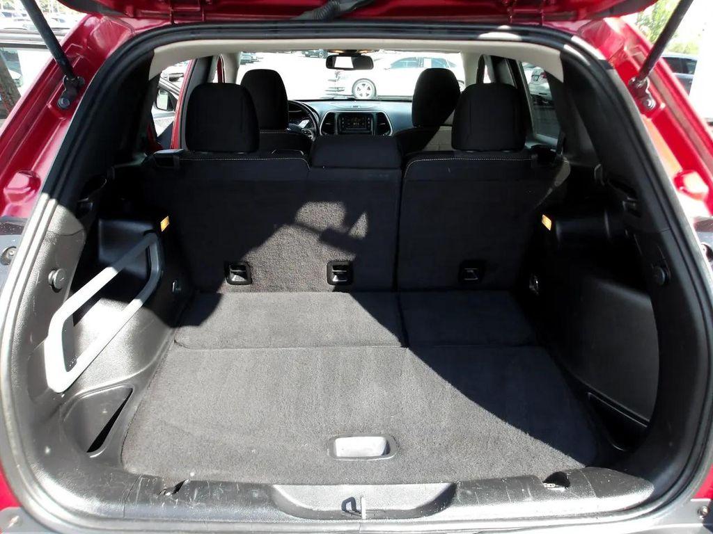 used 2015 Jeep Cherokee car, priced at $8,495