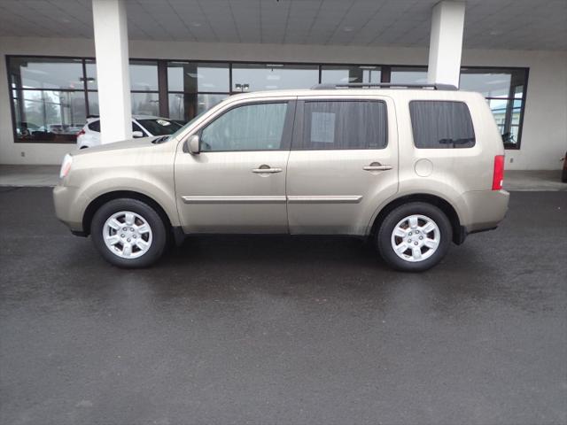 used 2009 Honda Pilot car, priced at $8,988