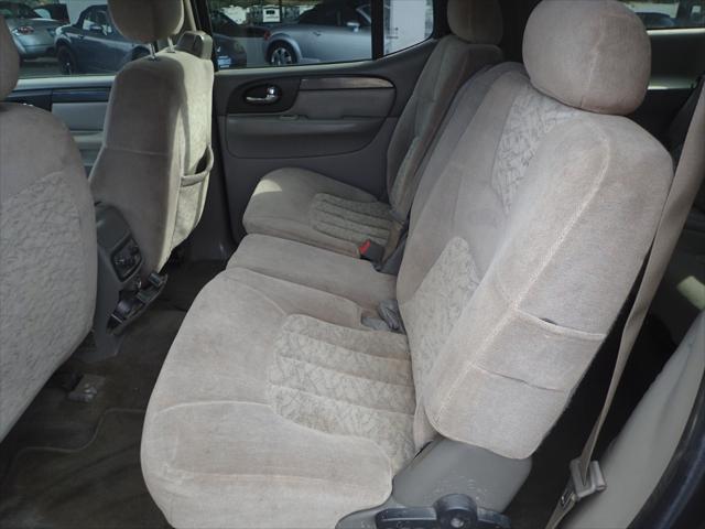 used 2004 GMC Envoy XL car, priced at $3,995