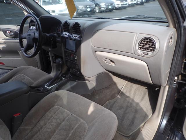 used 2004 GMC Envoy XL car, priced at $3,995