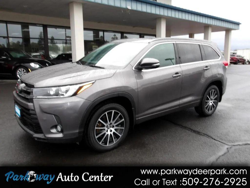 used 2018 Toyota Highlander car, priced at $19,995