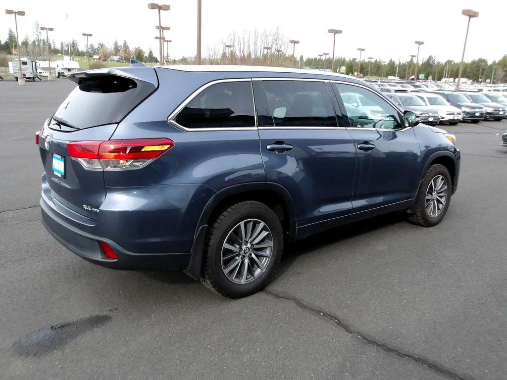 used 2017 Toyota Highlander car, priced at $15,995