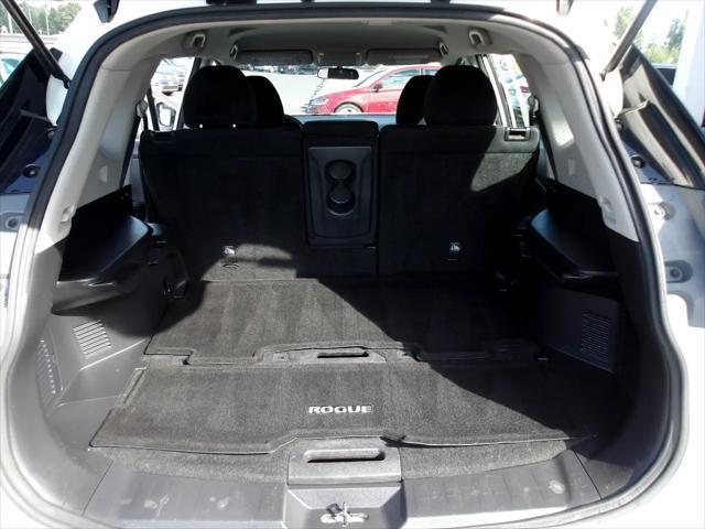 used 2016 Nissan Rogue car