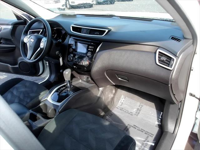 used 2016 Nissan Rogue car