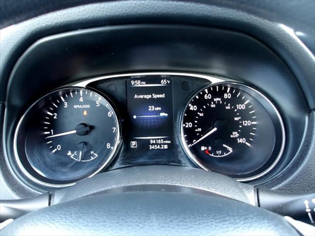 used 2016 Nissan Rogue car