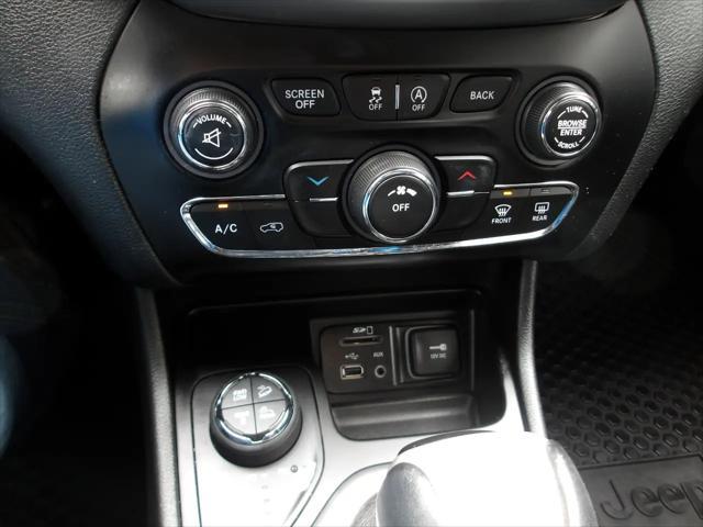 used 2015 Jeep Cherokee car, priced at $10,995
