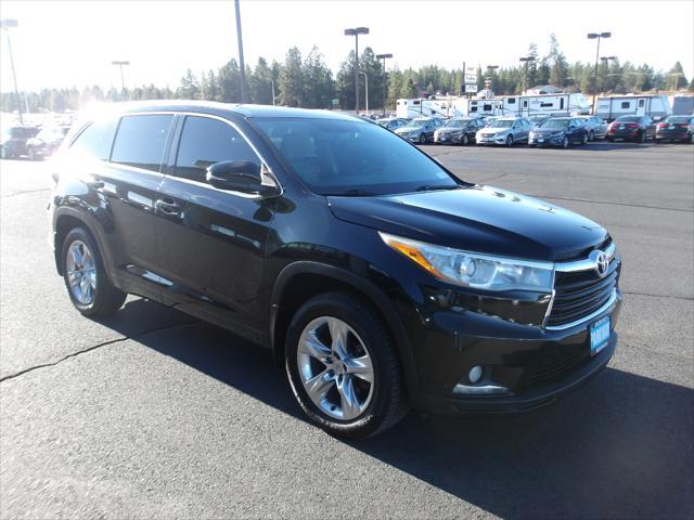 used 2014 Toyota Highlander car, priced at $15,995