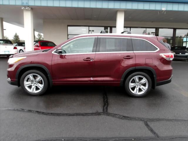 used 2016 Toyota Highlander car