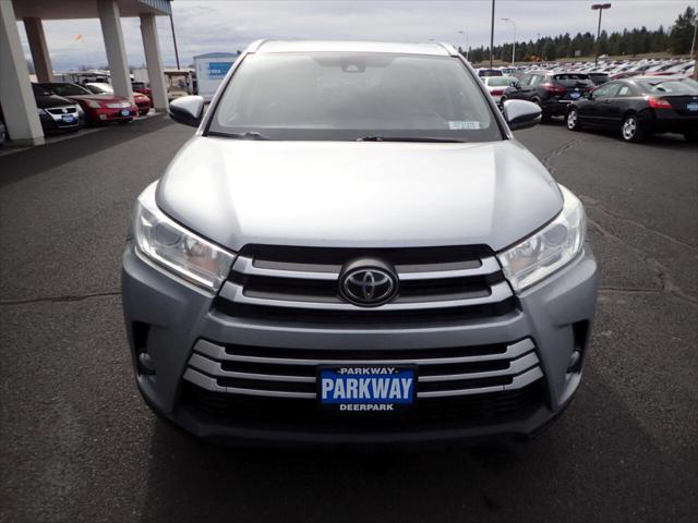 used 2017 Toyota Highlander car, priced at $17,739