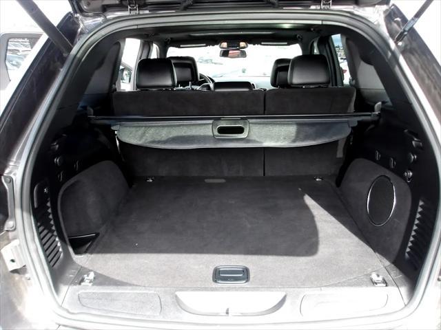 used 2015 Jeep Grand Cherokee car, priced at $11,495